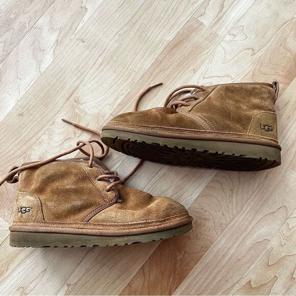Ugg Neumel Tan Boots Kids 5 - Picture 1 of 8